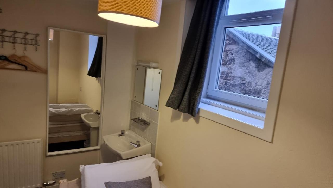 Hampton Court Guesthouse - City Centre 글라스고 외부 사진